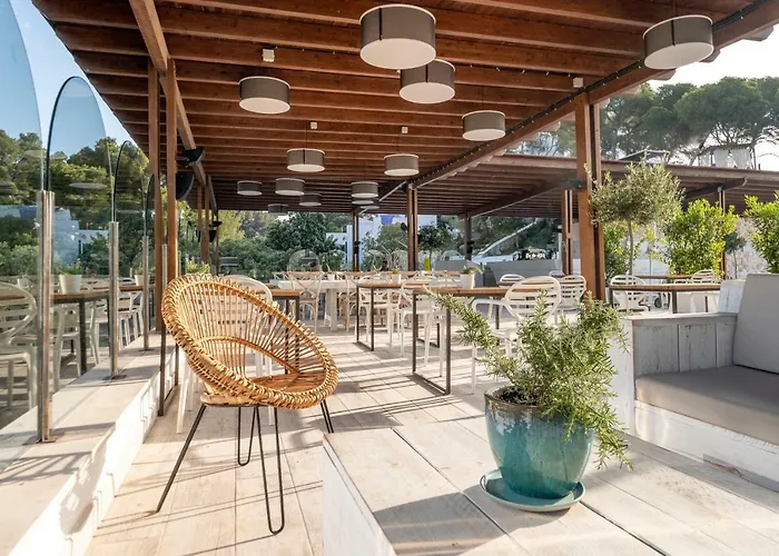 Artiem Audax - Adults Only 4*